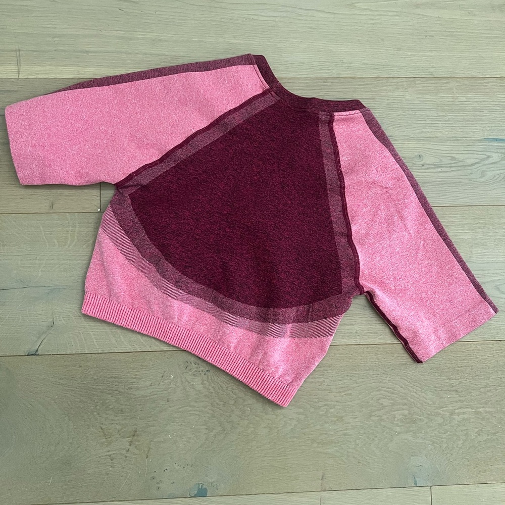 Fabletics Top - Picture 2 of 3